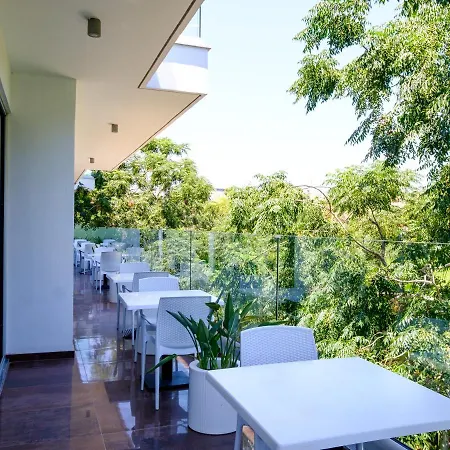 Cosy Family Apartment With Balcony And Communal Pool In Ayia Napa All Yours Apartament