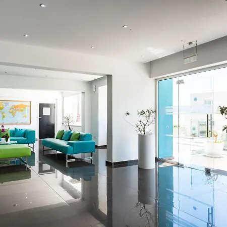 Cosy Family Apartment With Balcony And Communal Pool In Ayia Napa All Yours شقة أيا نابا