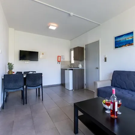 Cosy Family Apartment With Balcony And Communal Pool In Ayia Napa All Yours *