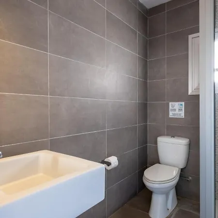 Cosy Family Apartment With Balcony And Communal Pool In Ayia Napa All Yours Appartement Ayía Nápa